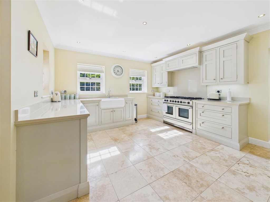 Additional image 3 of 4 bed detached house for saleSwanland Road, Hessle HU13