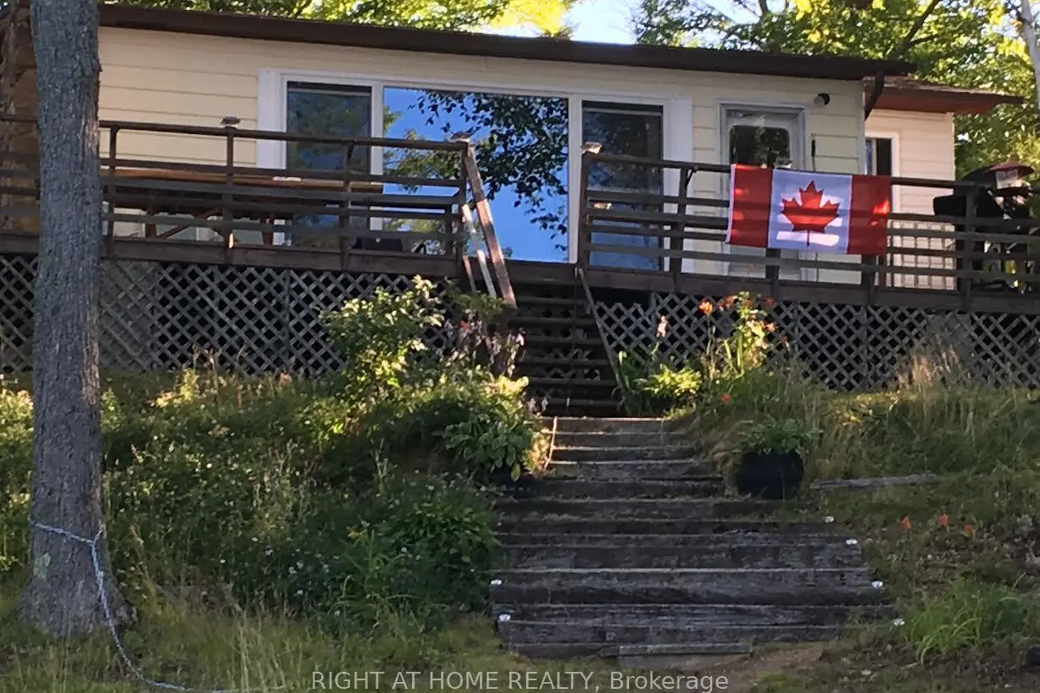 47 Bentley Lake Place photo 2