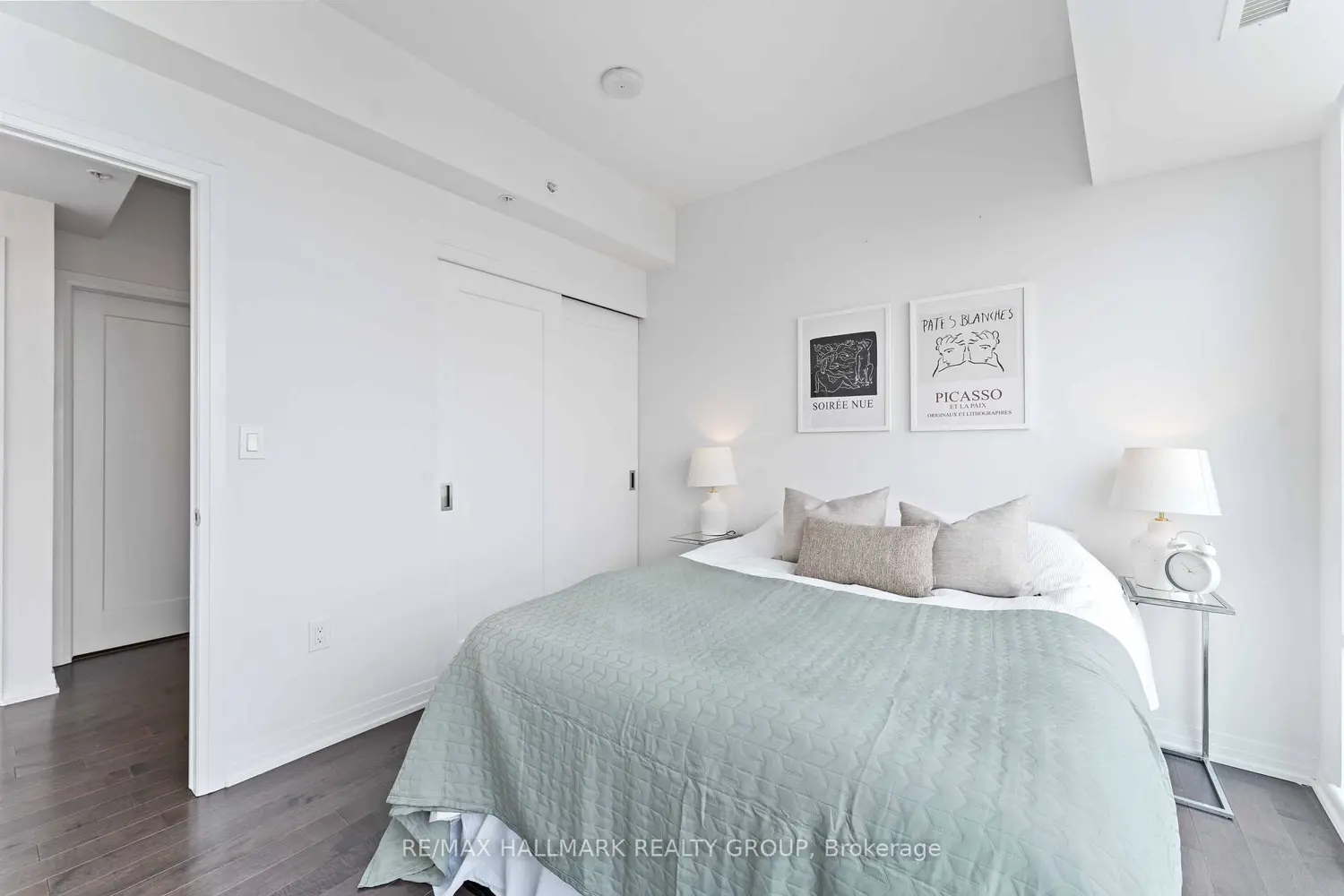 Additional image 5 of 805 Carling Avenue 3108