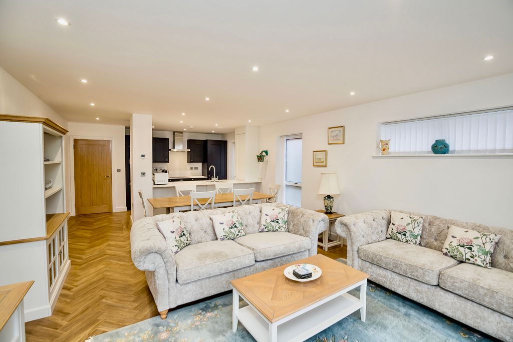 Additional image 5 of 3 bed flat for saleCaldy Road, Wirral CH48