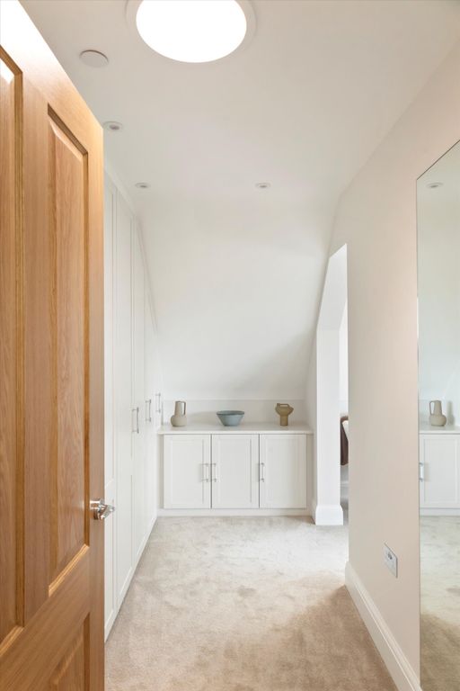 Additional image 5 of 2 bed flat for saleHaslemere Heights, Hill Road, Haslemere, Surrey GU27
