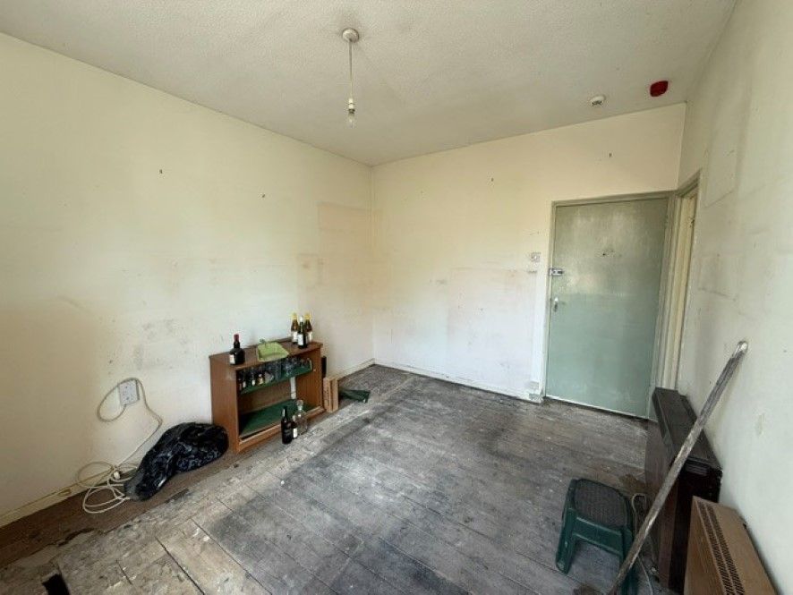 Additional image 3 of 1 bed flat for saleFlat 1, 5 High Street, Blakeney, Holt, Norfolk NR25