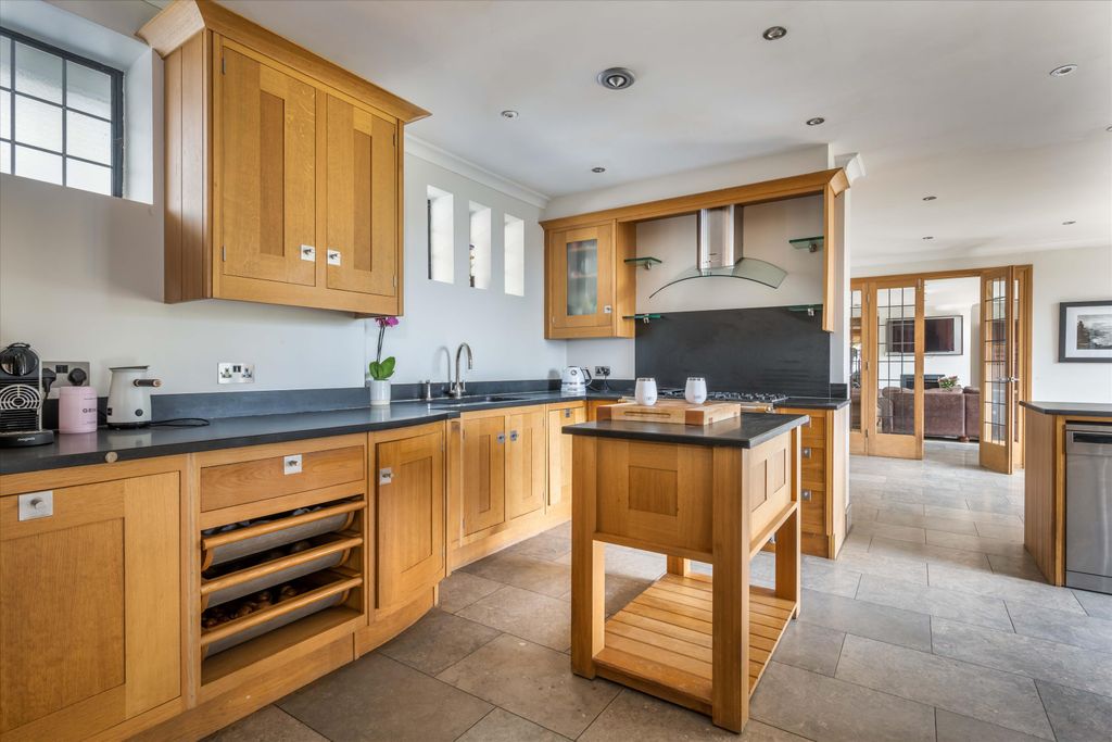 Additional image 7 of 5 bed detached house for saleMarley Common, Haslemere, Surrey GU27
