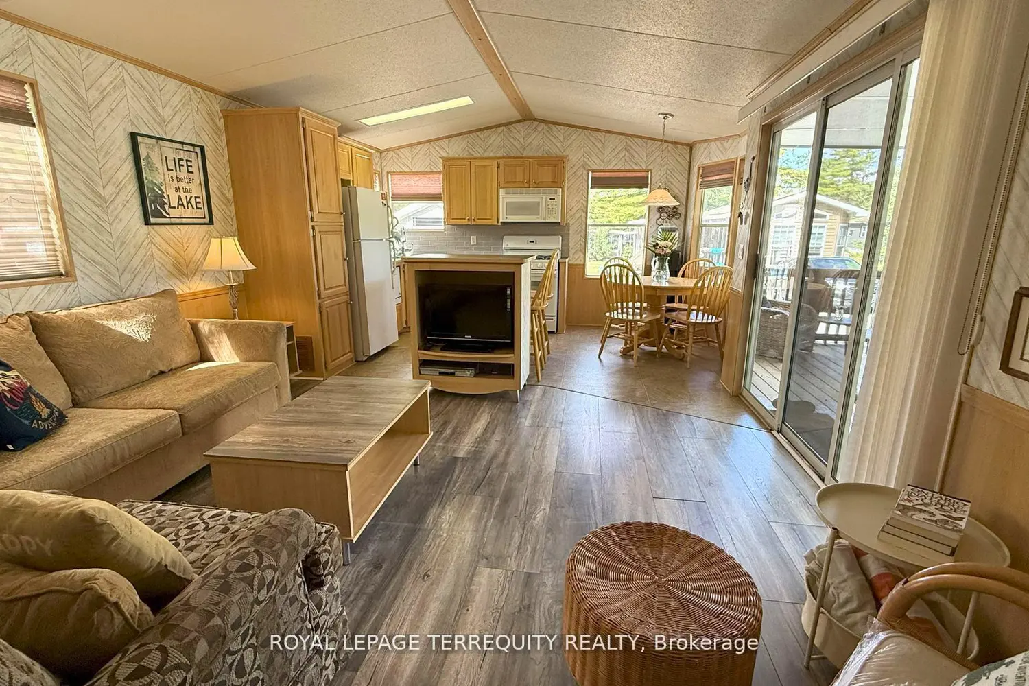 Additional image 7 of 328 Rockview