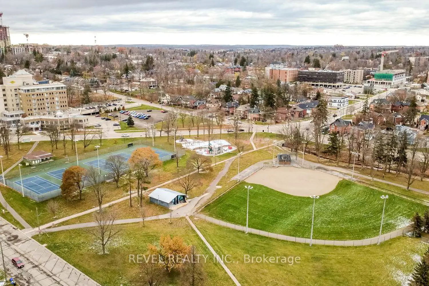 Additional image 16 of 44 Parkside Drive