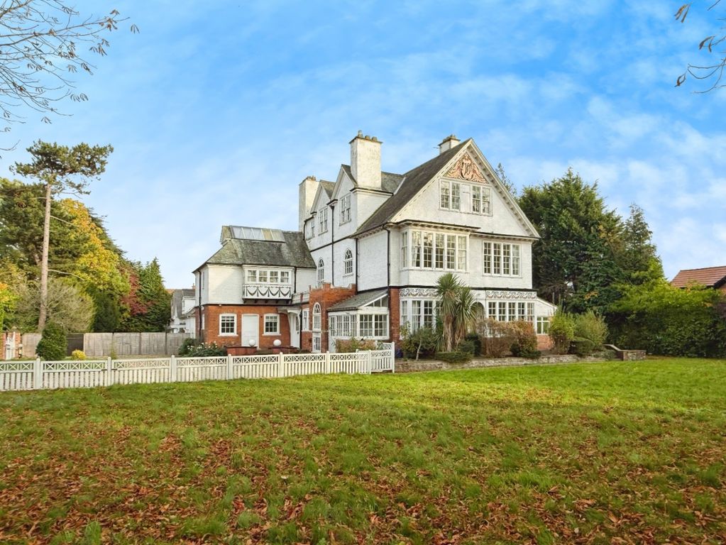 Additional image 8 of 9 bed detached house for saleFerriby Road, Hessle HU13