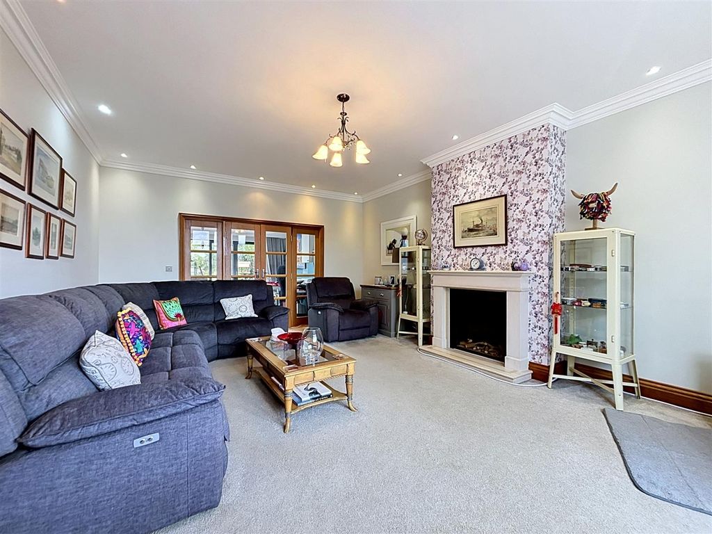 Additional image 10 of 3 bed property for saleRolston Road, Hornsea HU18