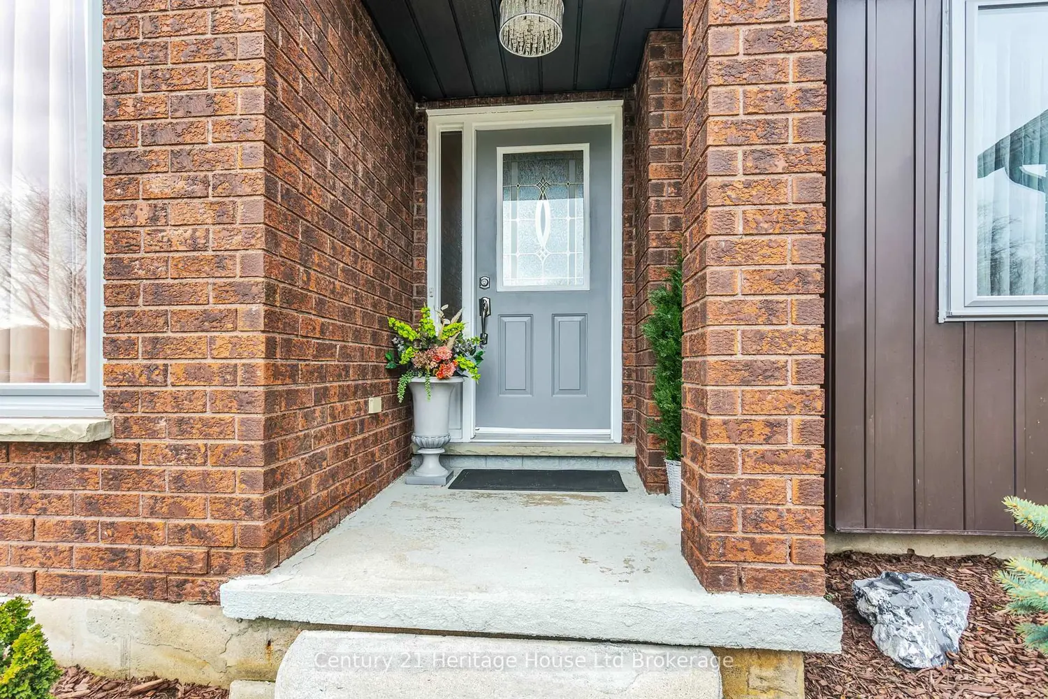 15 Gibson Drive photo 2