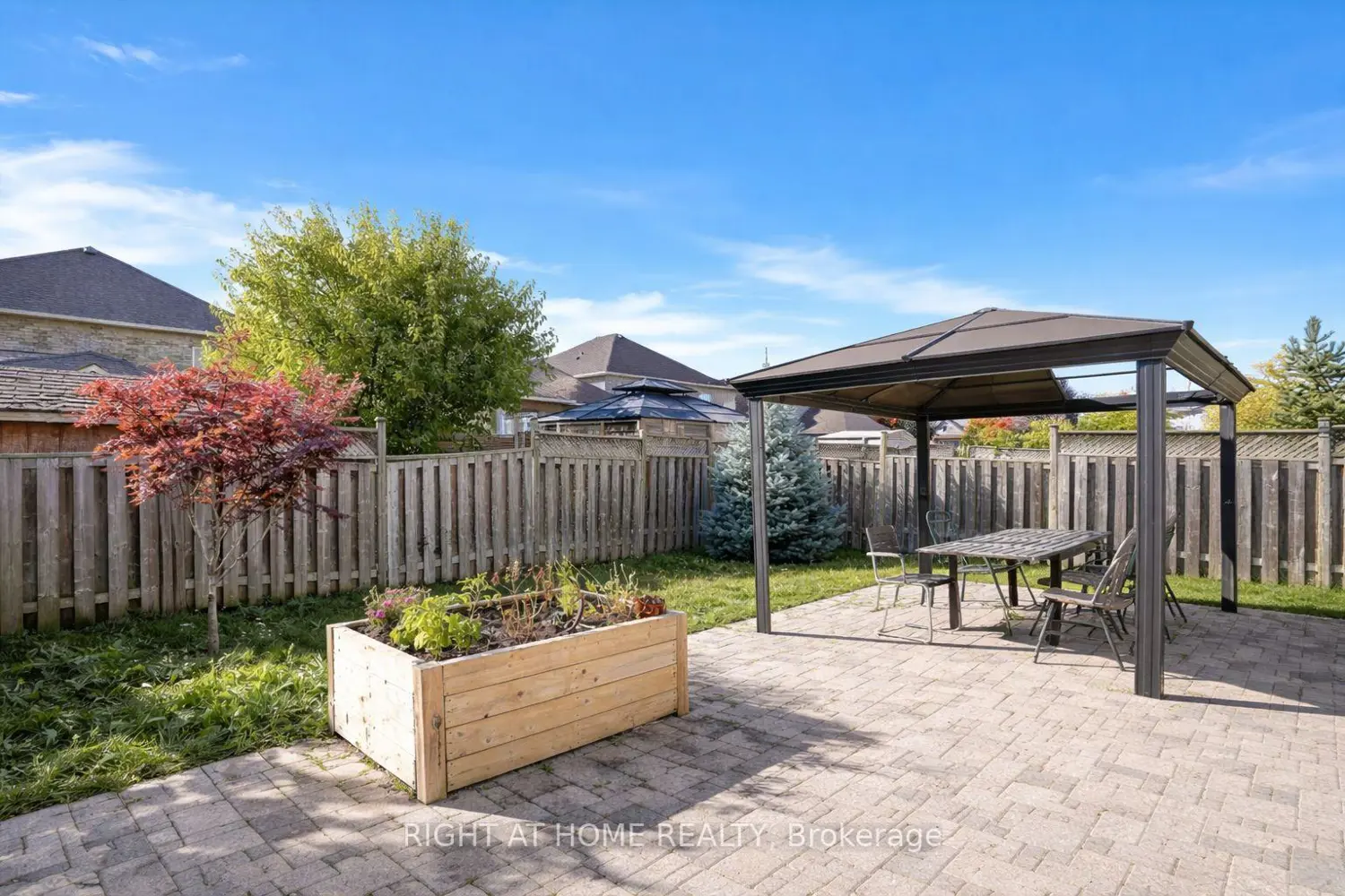 169 Dooley Crescent photo 3