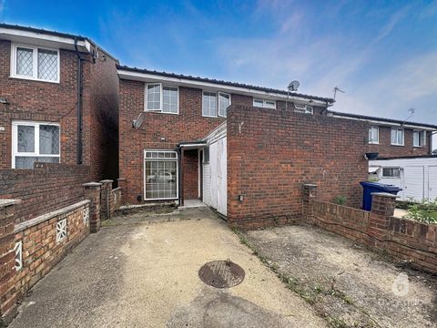 Blenheim Road, Northolt UB5