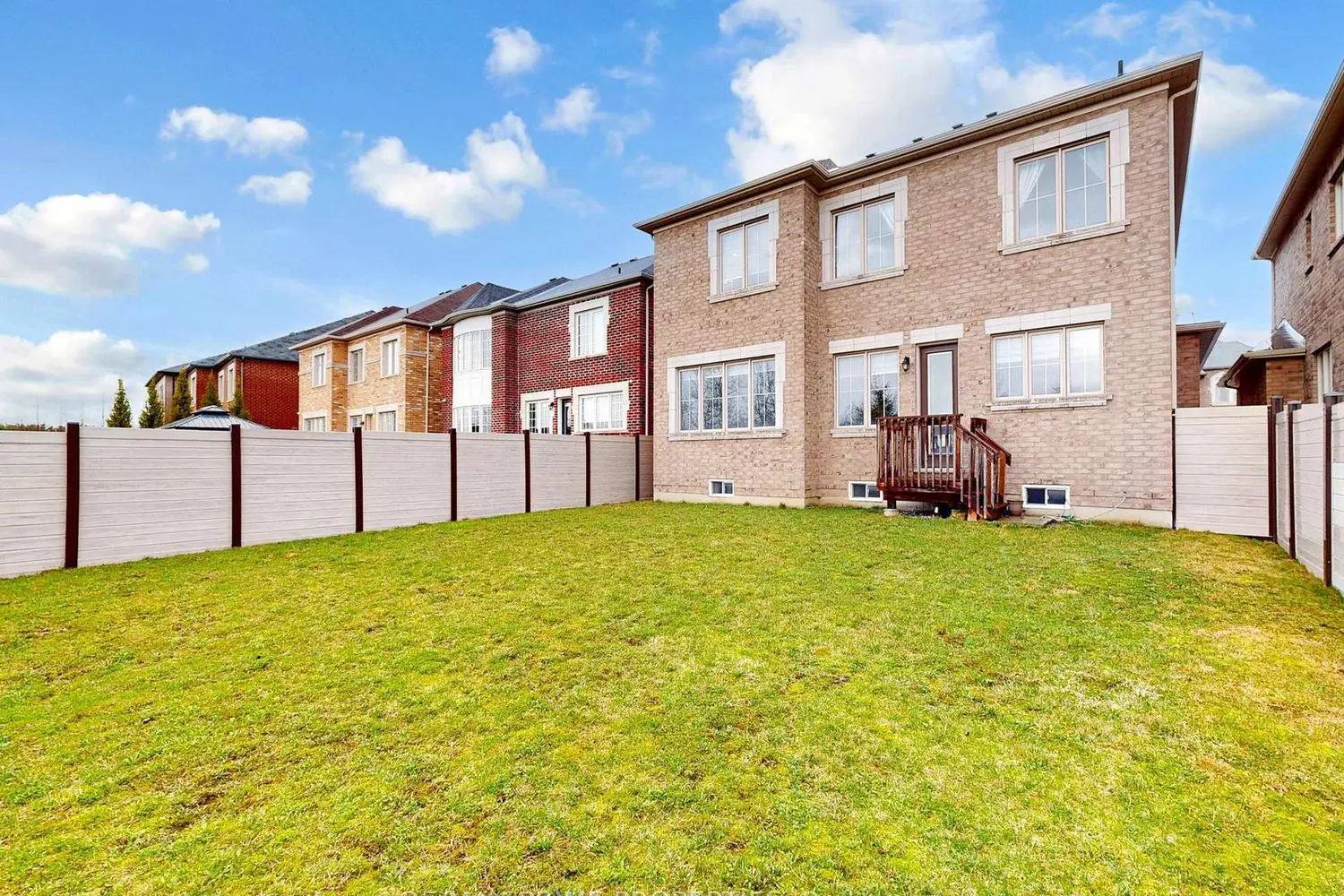 Additional image 18 of 46 Scrivener Drive