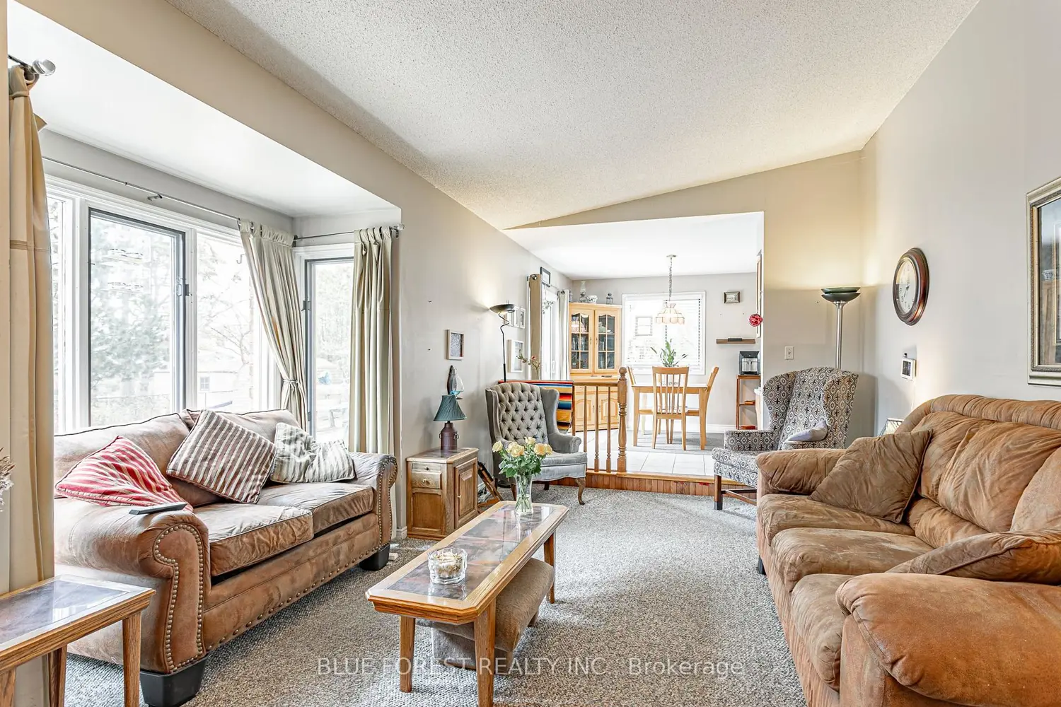 188 Scarlett Circle photo 3