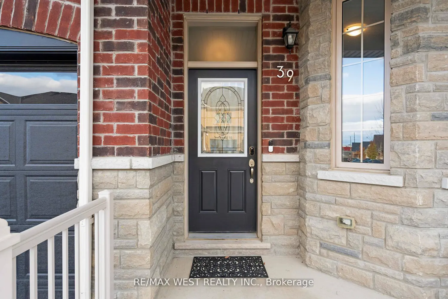 39 Gilroy Court photo 3