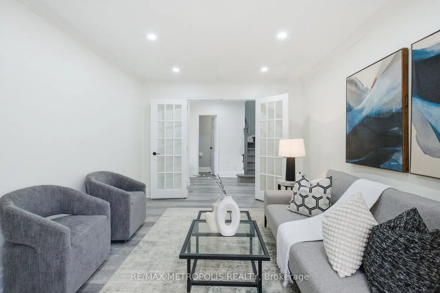 700 Mountjoy Court photo 2