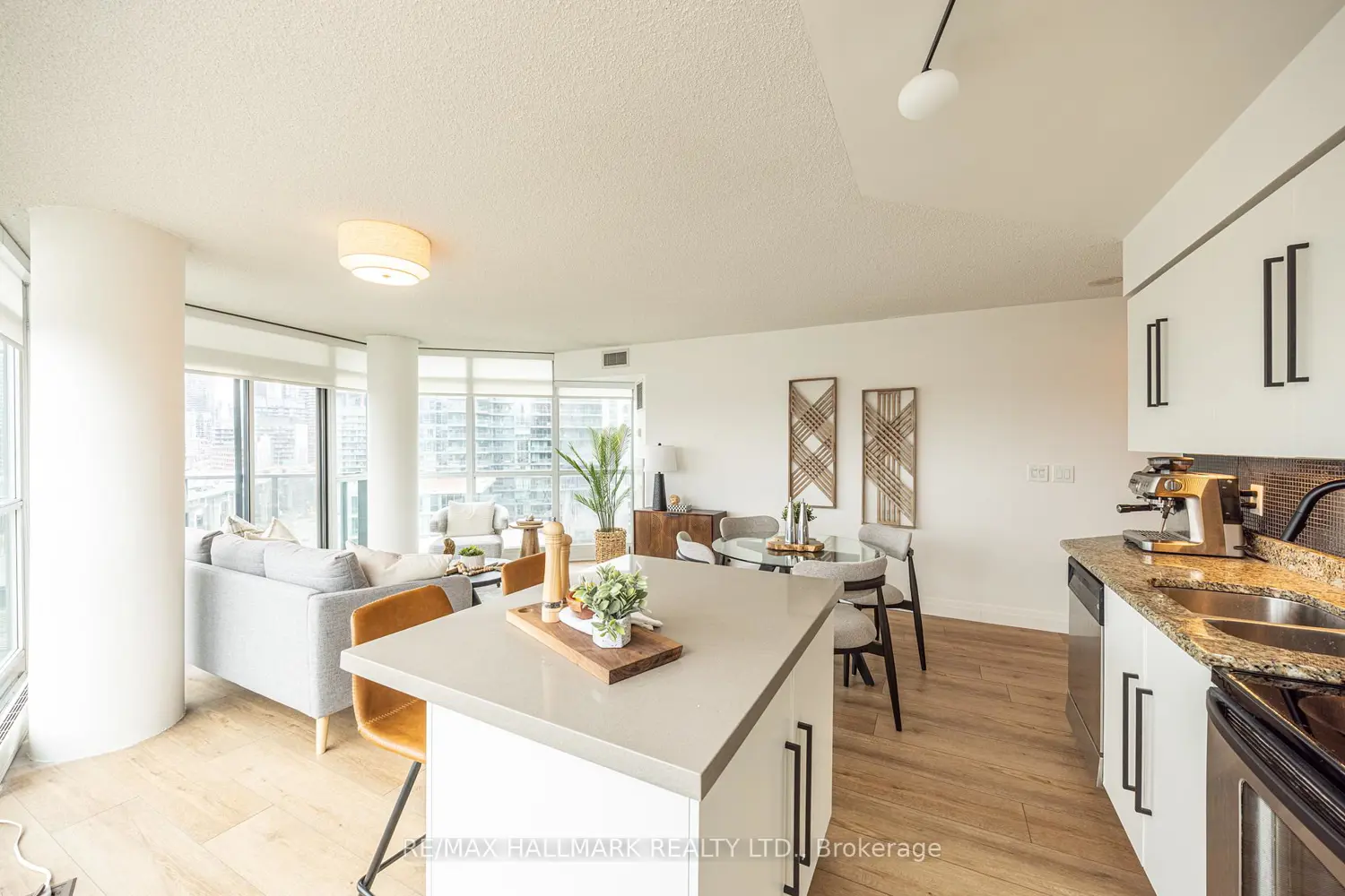 231 Fort York Boulevard 1120 photo 5