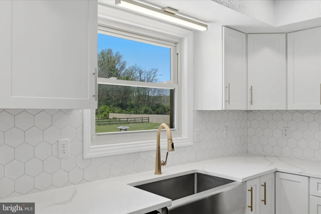 Additional image 19 of 2712 Goldmiller Road, Bunker Hill, WV 25413