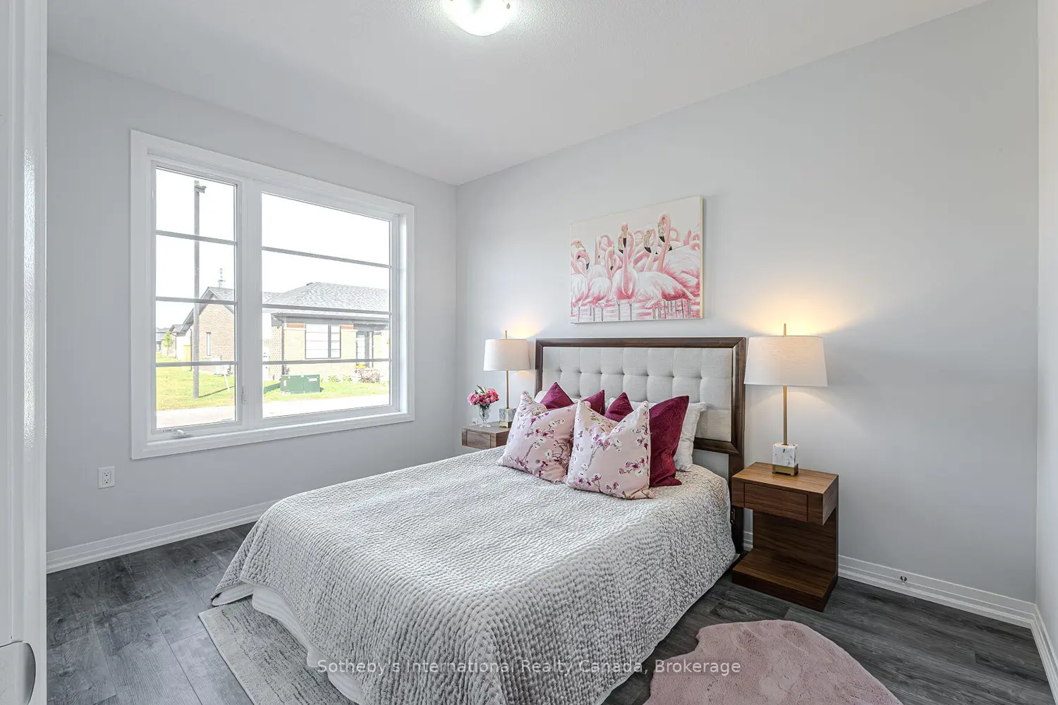 550 Grey Street 20 photo 3