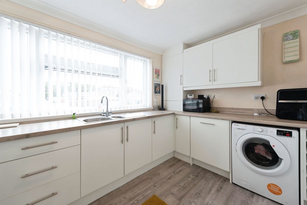 Additional image 3 of 1 bed flat for saleHarbridge Court, Havant PO9