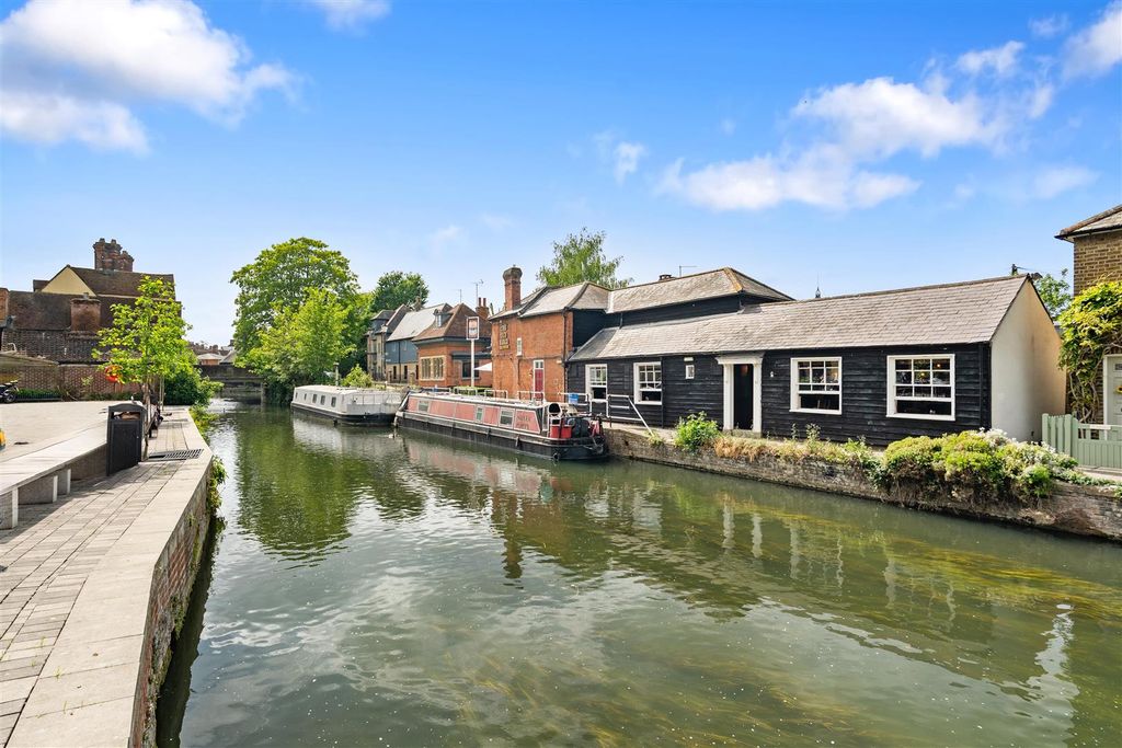 Additional image 23 of 2 bed flat for saleBircherley Green, Hertford SG14