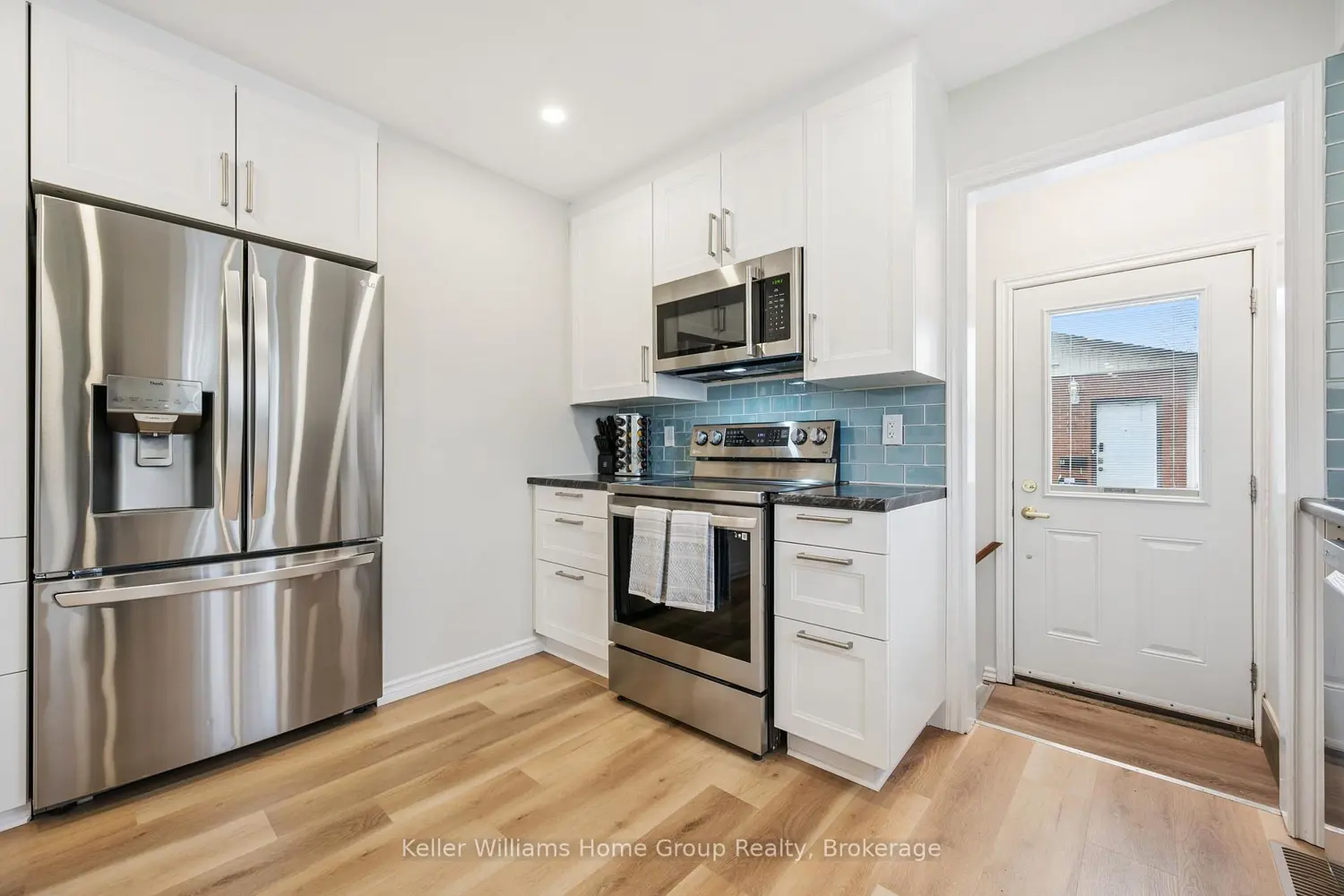 23 Hastings Boulevard