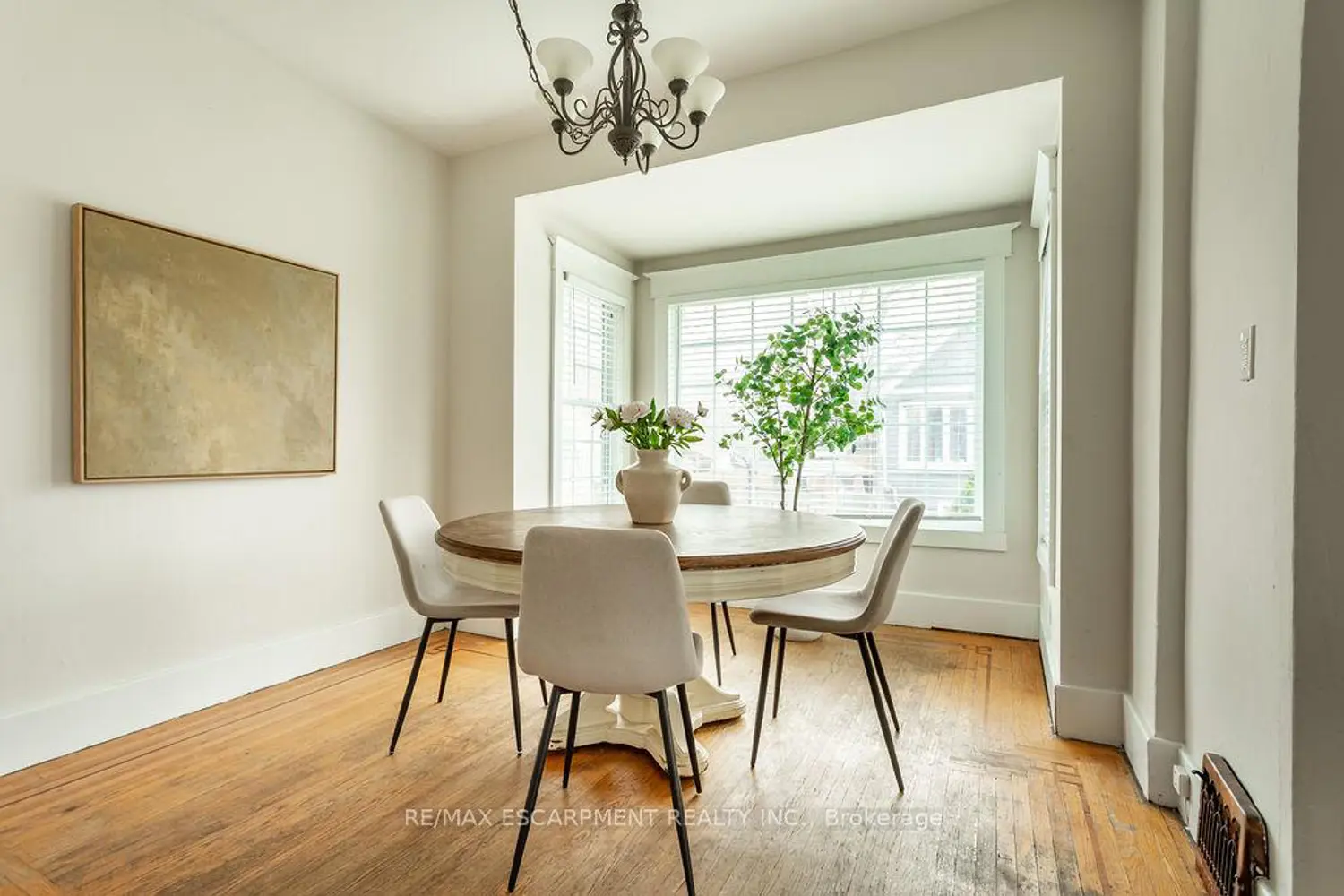 270 Beach Boulevard photo 4