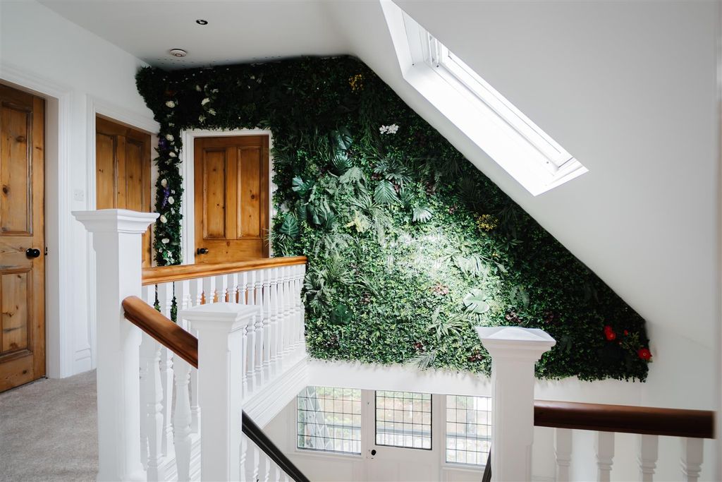 Additional image 43 of 6 bed semi-detached house for saleFerriby Road, Hessle HU13