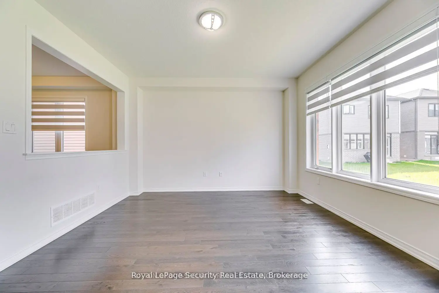 30 Witteveen Drive photo 5