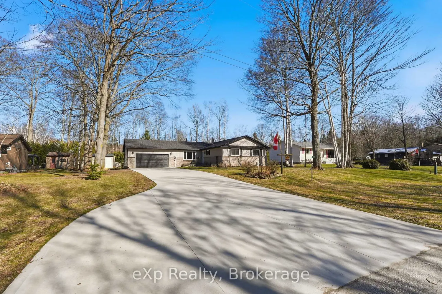 90 Mapleport Crescent photo 3