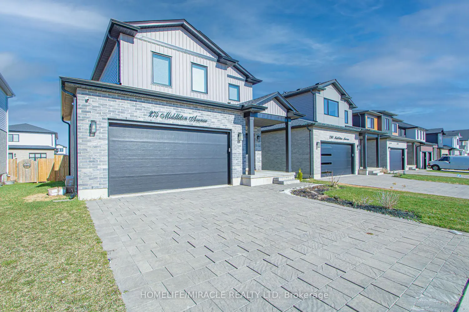 274 Middleton Avenue photo 4