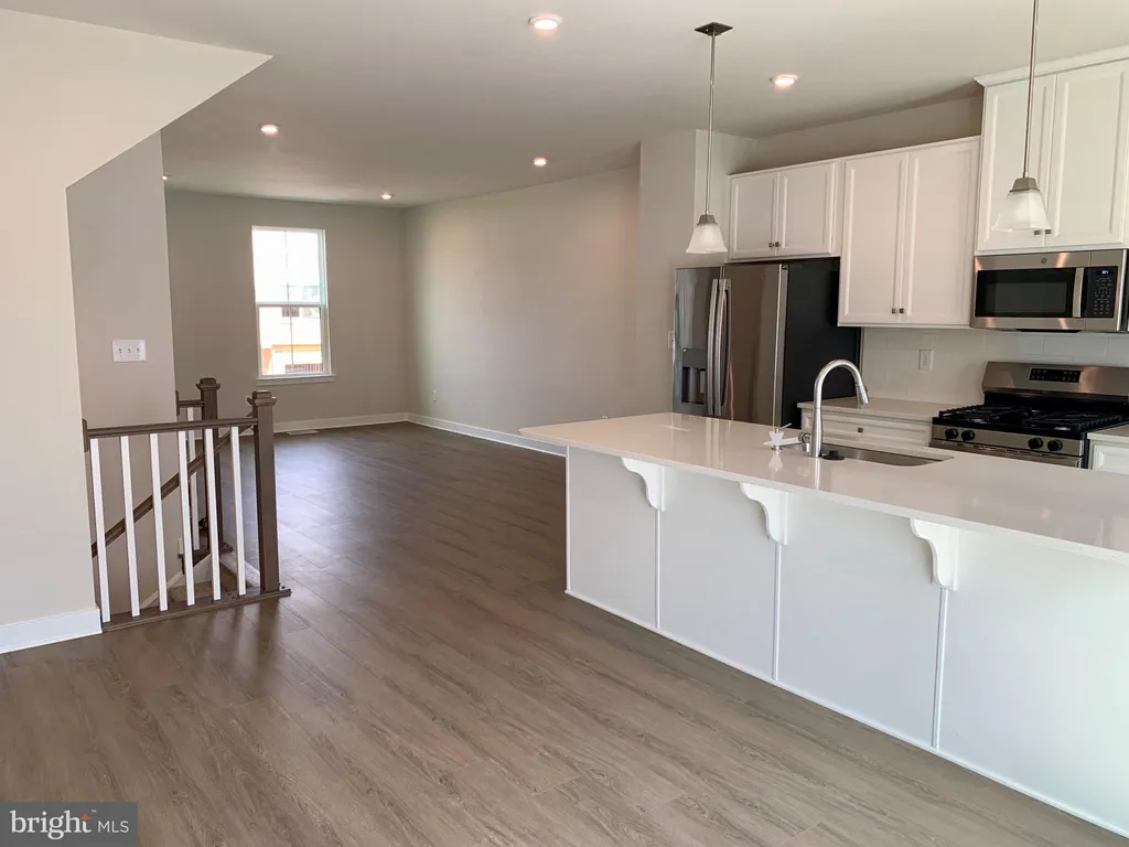Additional image 4 of 65 Rosemary Way, Mount Laurel, NJ 08054