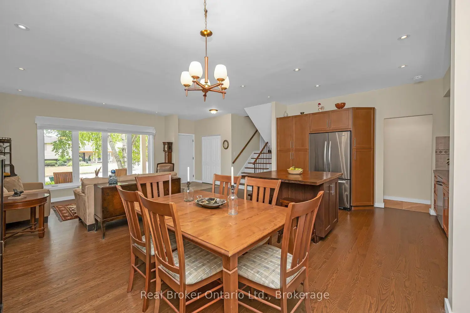 Additional image 6 of 285 Surrey Drive