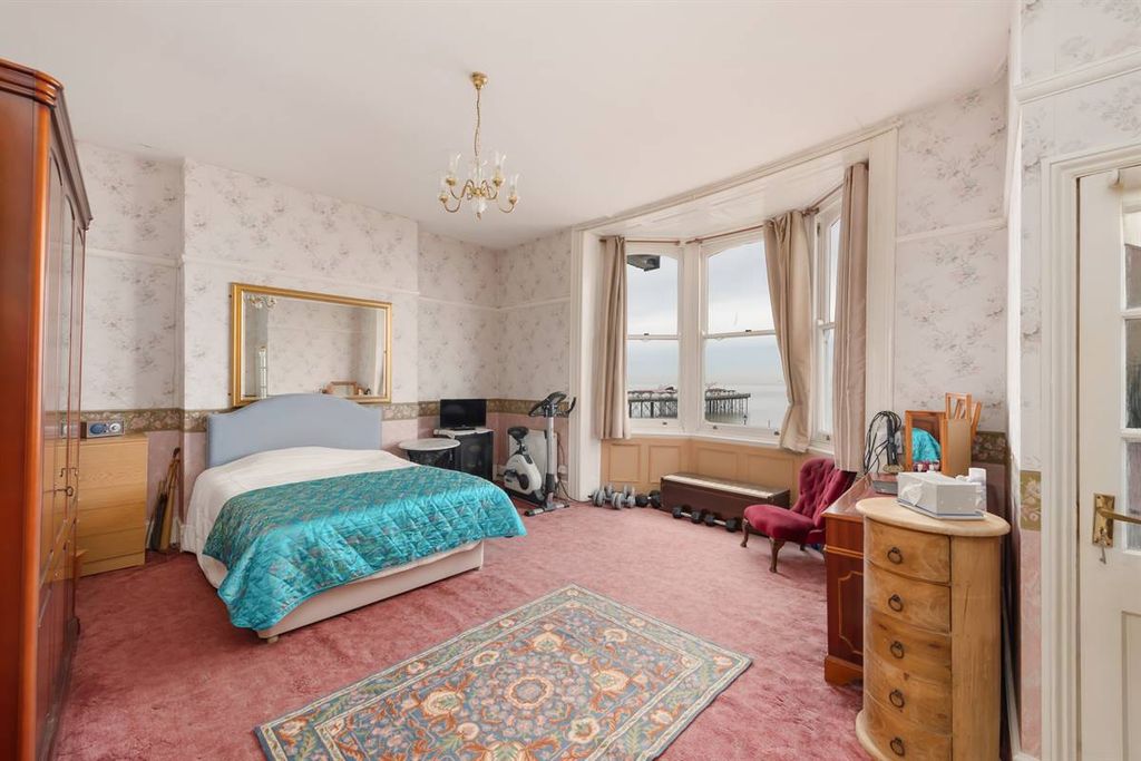 Additional image 18 of 5 bed terraced house for saleCentral Parade, Herne Bay CT6