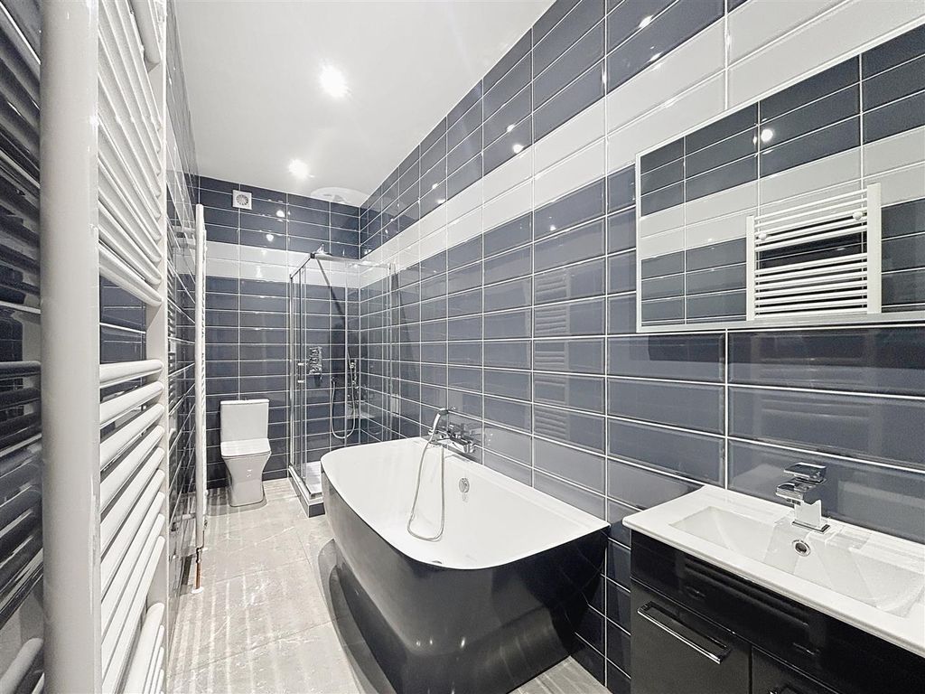 Additional image 20 of 4 bed end terrace house for saleEsplanade, Hornsea HU18