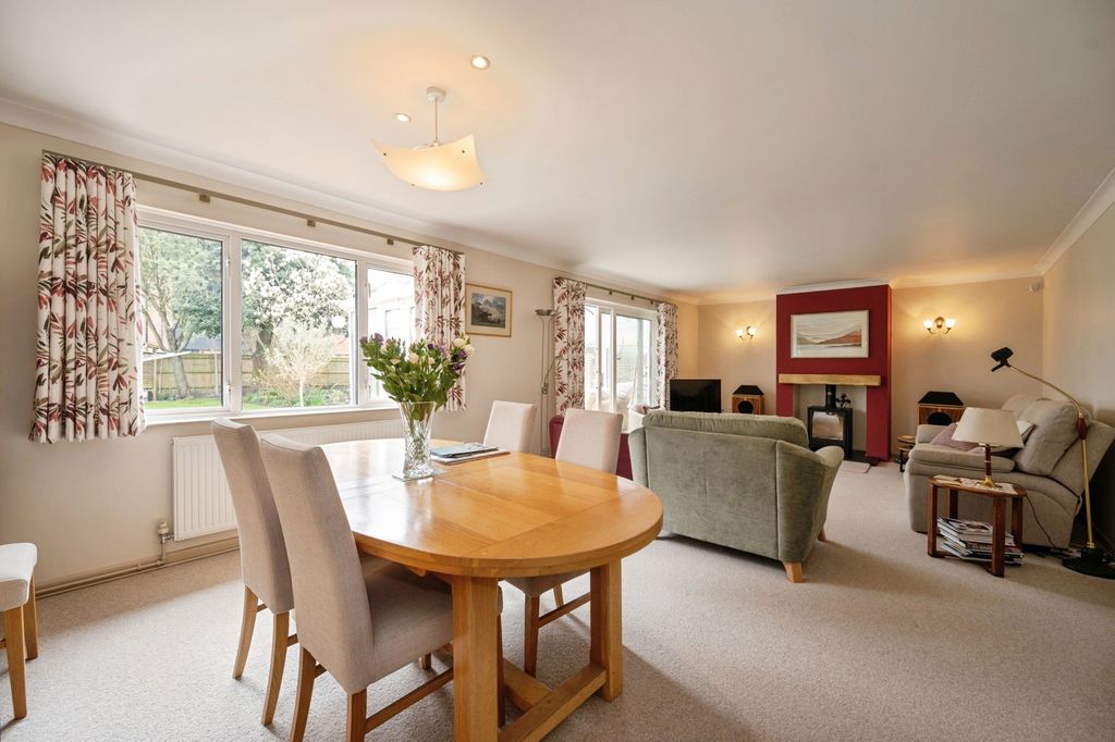 Additional image 4 of 4 bed detached house for saleSt. Helens Road, Hayling Island PO11