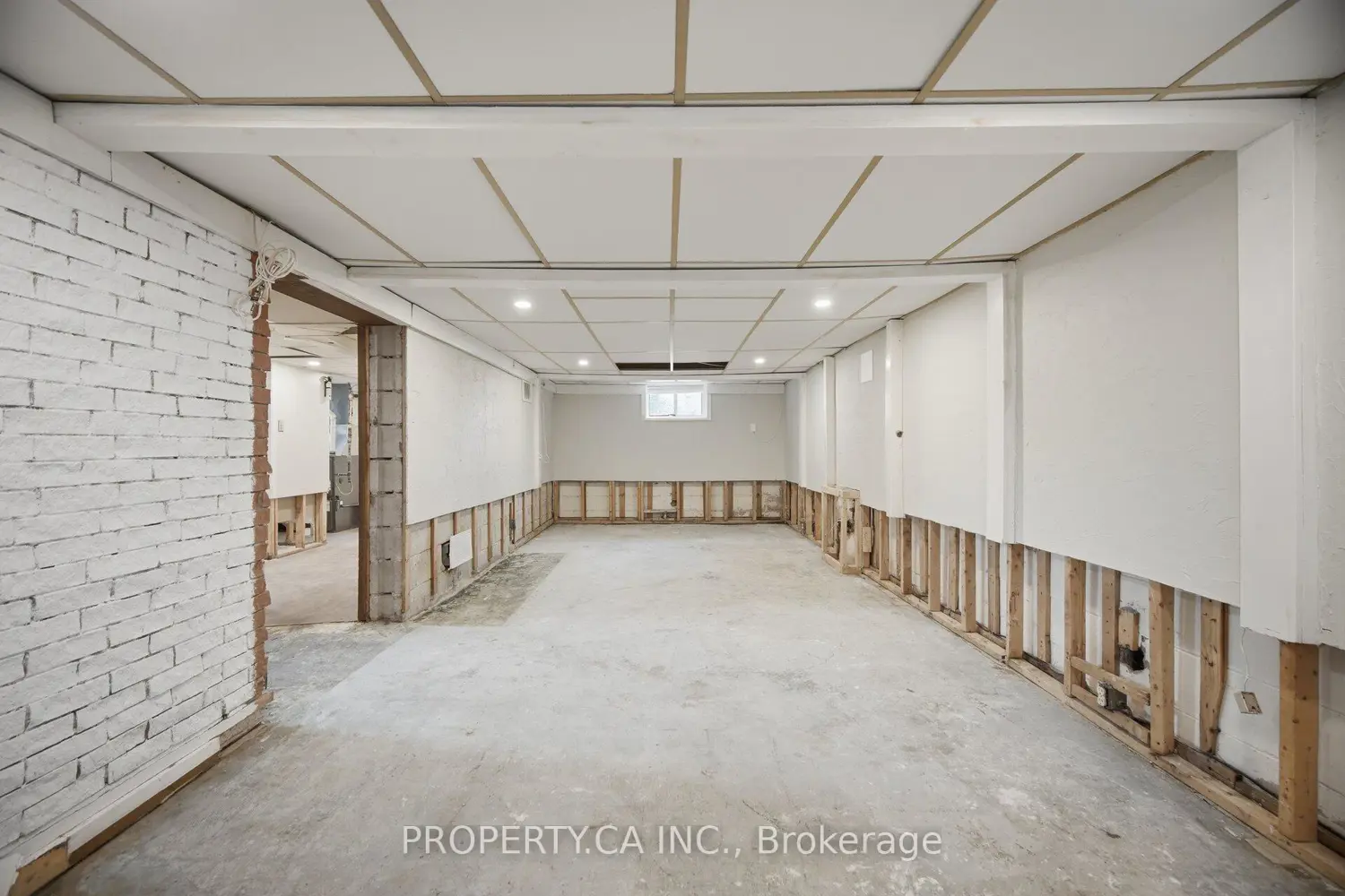 109 Pleasant Avenue photo 5