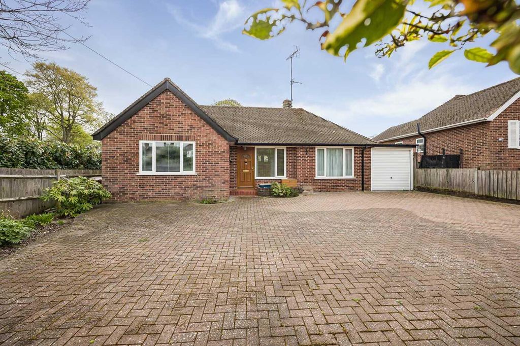 Additional image 23 of 3 bed detached bungalow for saleGreys Road, Henley-On-Thames RG9