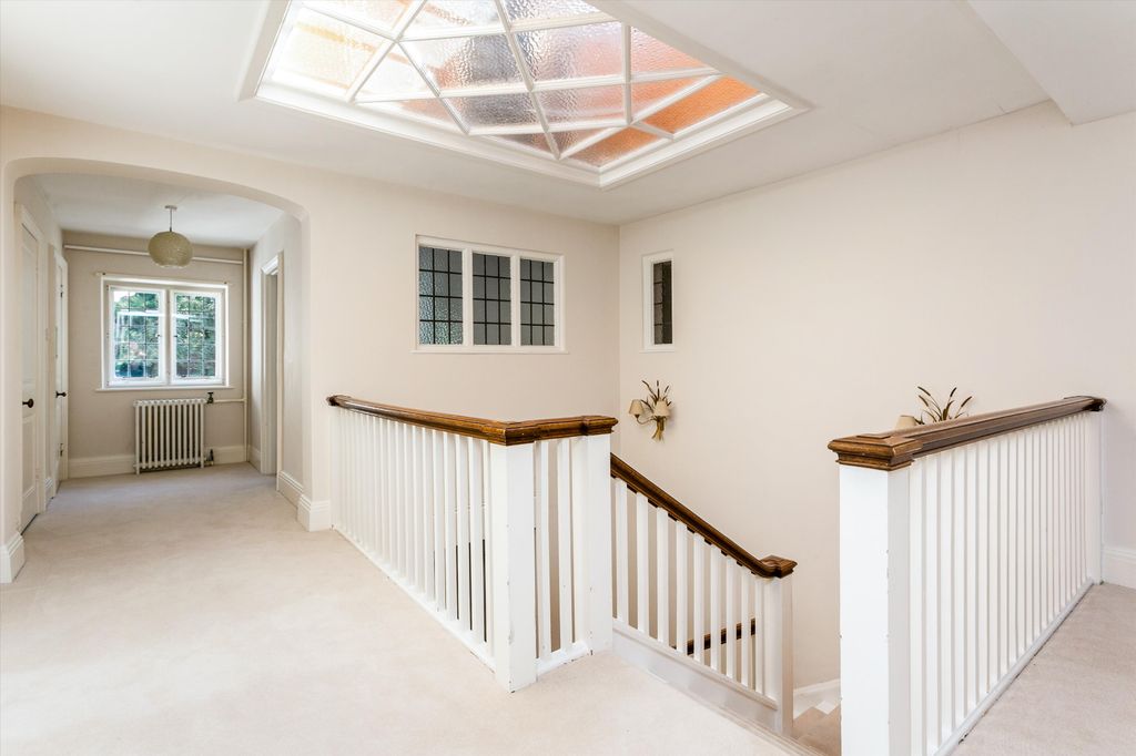 Additional image 10 of 8 bed detached house for saleHarpsden Bottom, Harpsden, Henley-On-Thames, Oxfordshire RG9