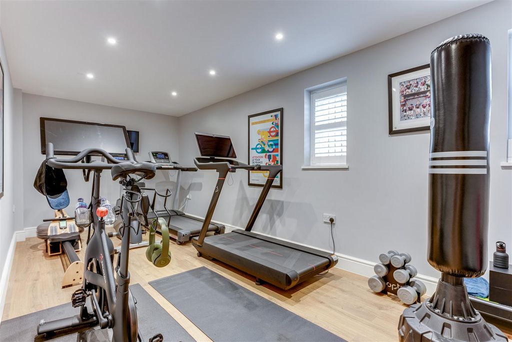 Additional image 6 of 5 bed detached house for saleWoodlands Drive, Hoddesdon EN11