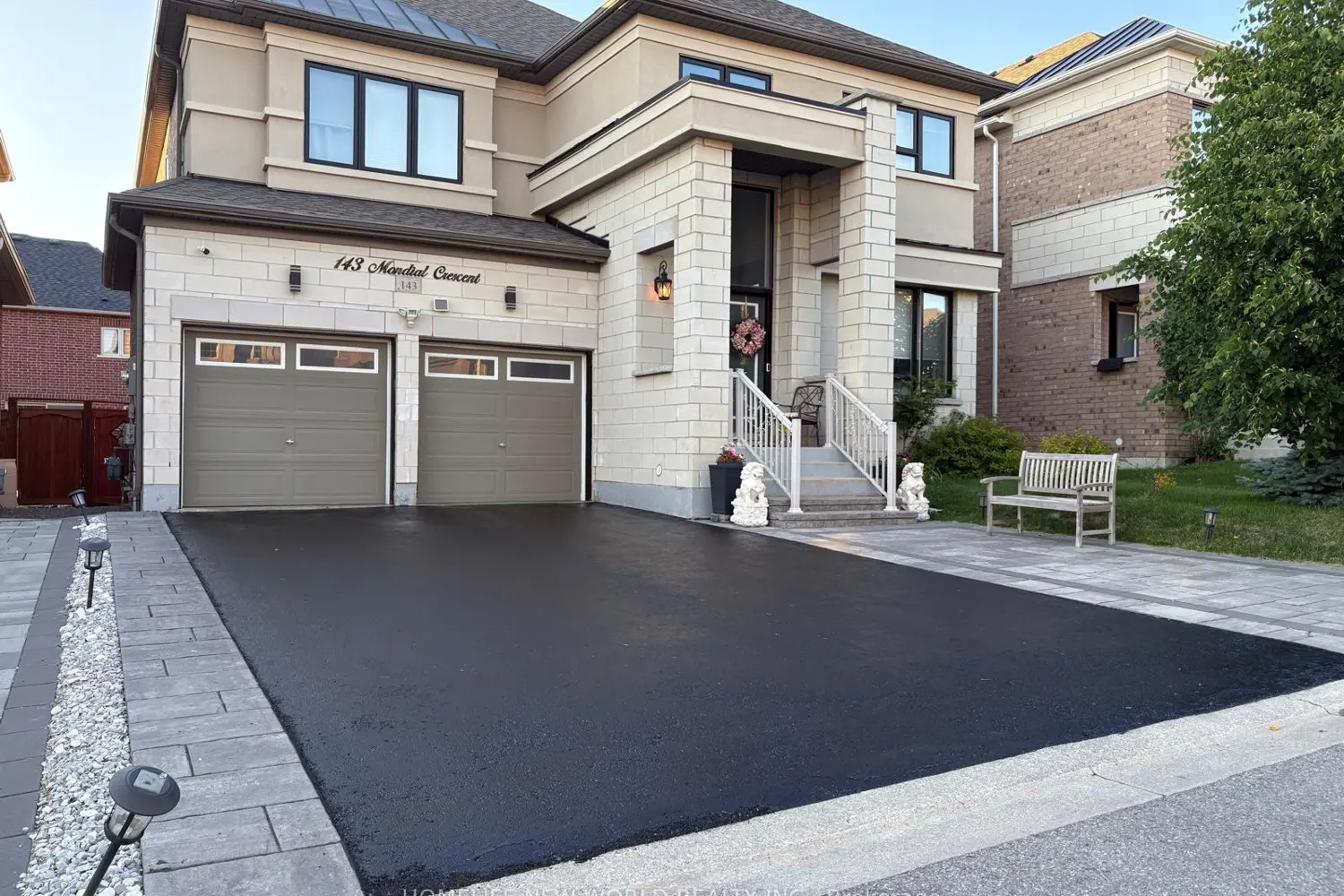143 Mondial Crescent