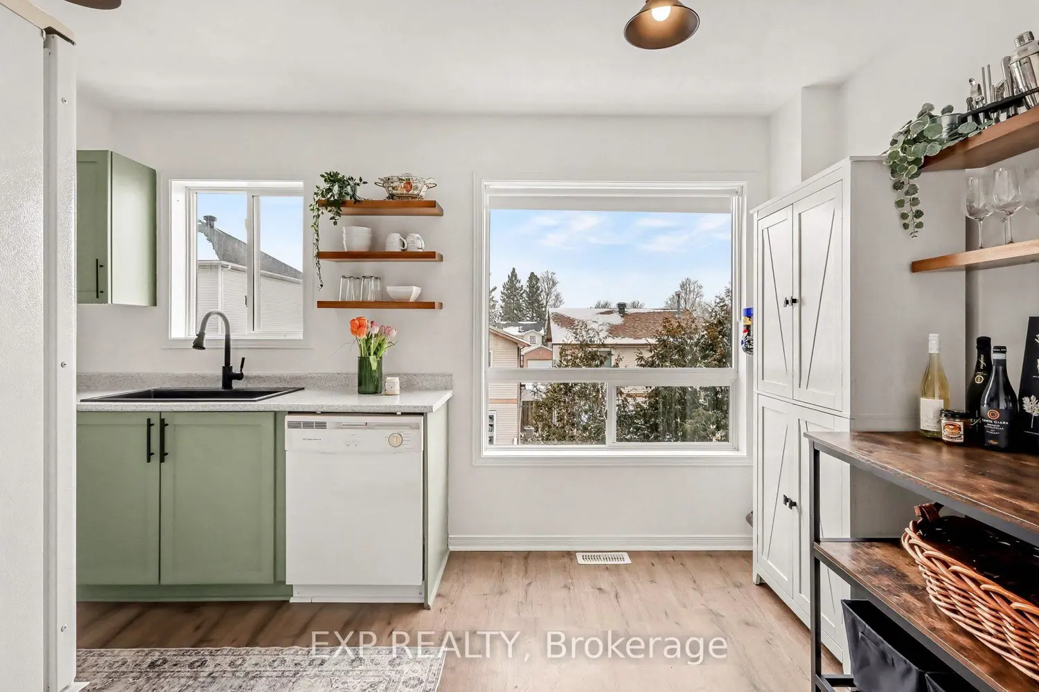 Additional image 13 of 211 Gershwin Private