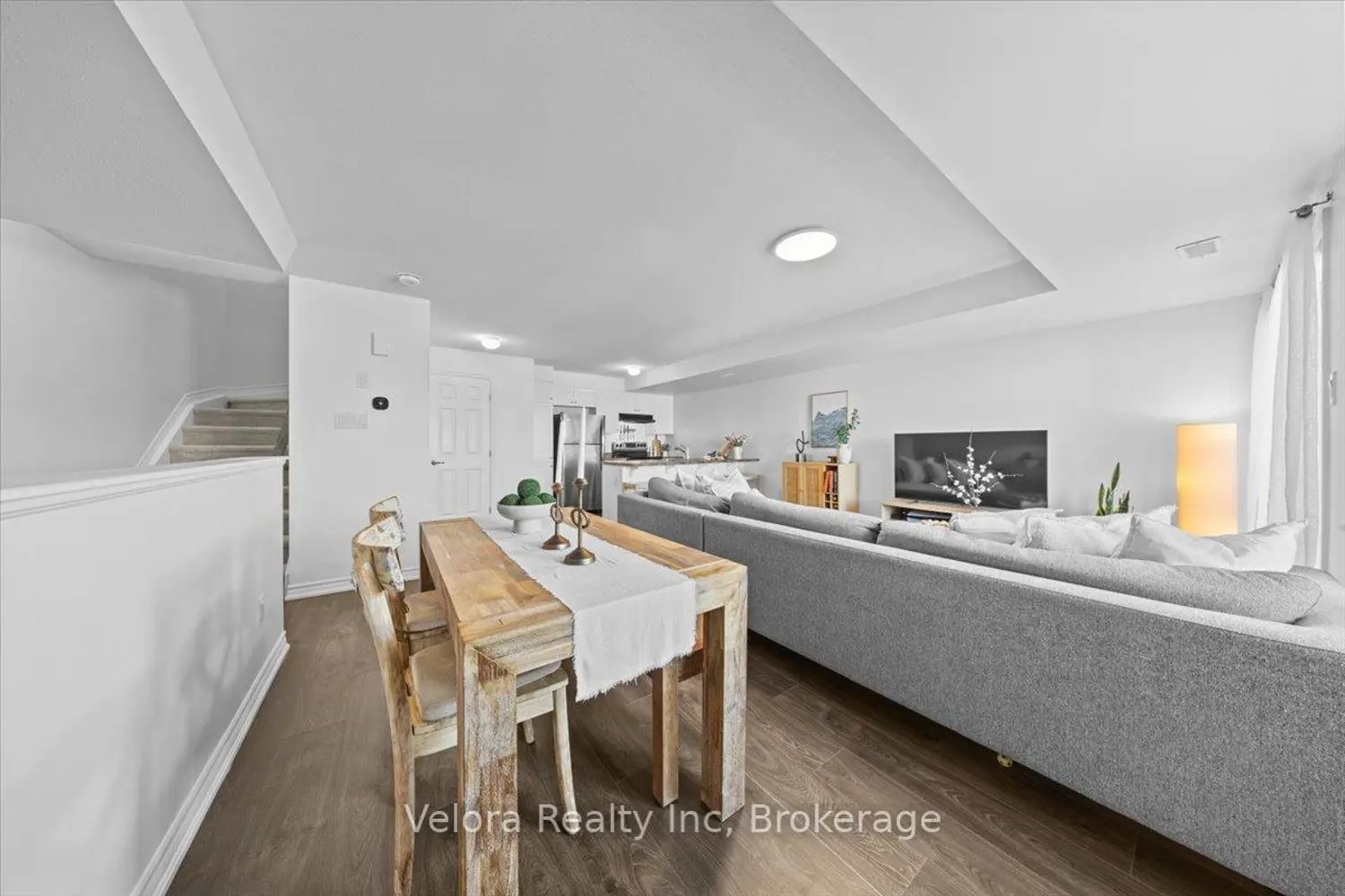 Additional image 3 of 78 Lyrid Private
