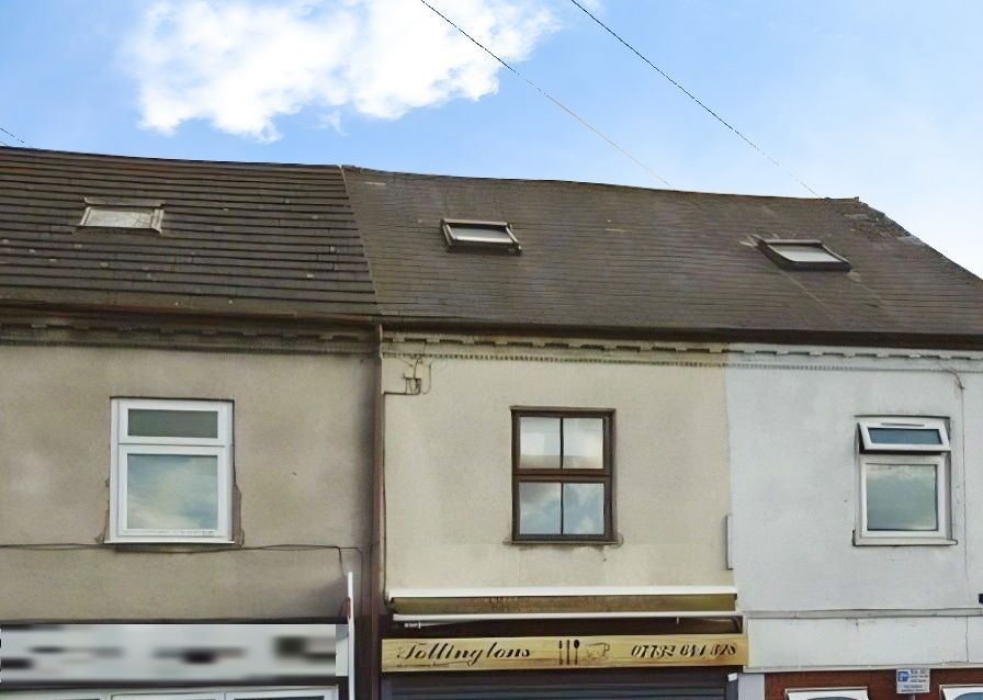 2 bed flat for saleCoventry Road, Hinckley LE10 photo 2