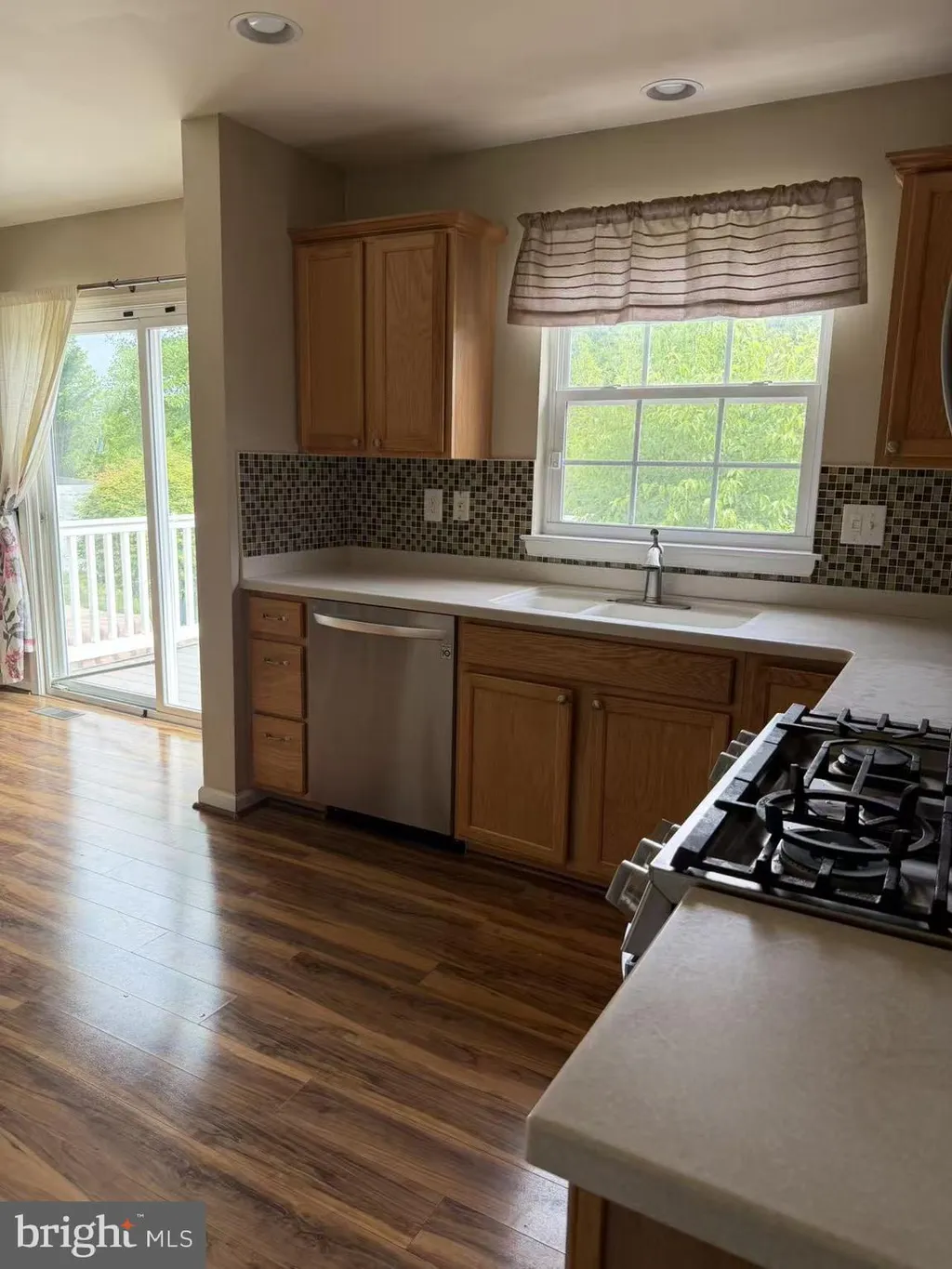 7726 Heathers Lane, Baltimore, MD 21236 photo 5