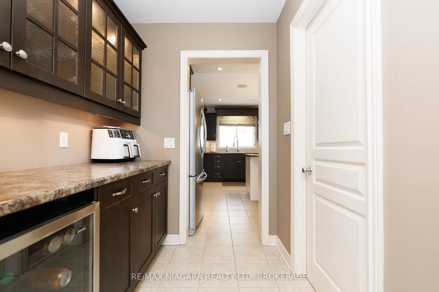 374 Pelham Road photo 3