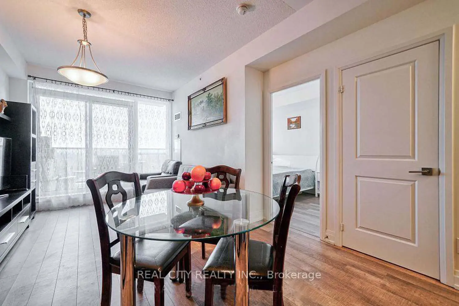 Additional image 5 of 7167 Yonge Street 407