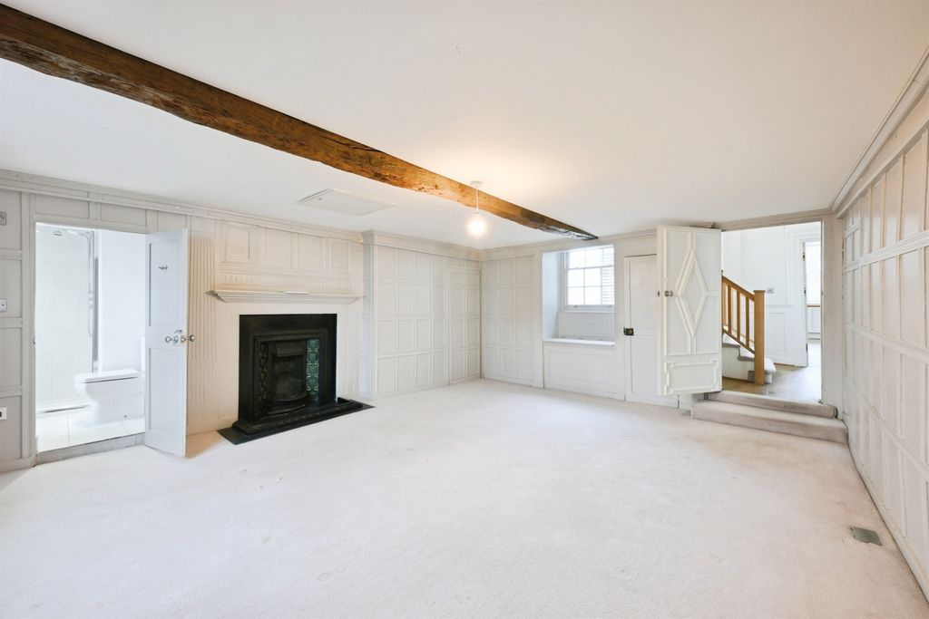 Additional image 15 of 2 bed flat for saleHigh Street, Hoddesdon EN11