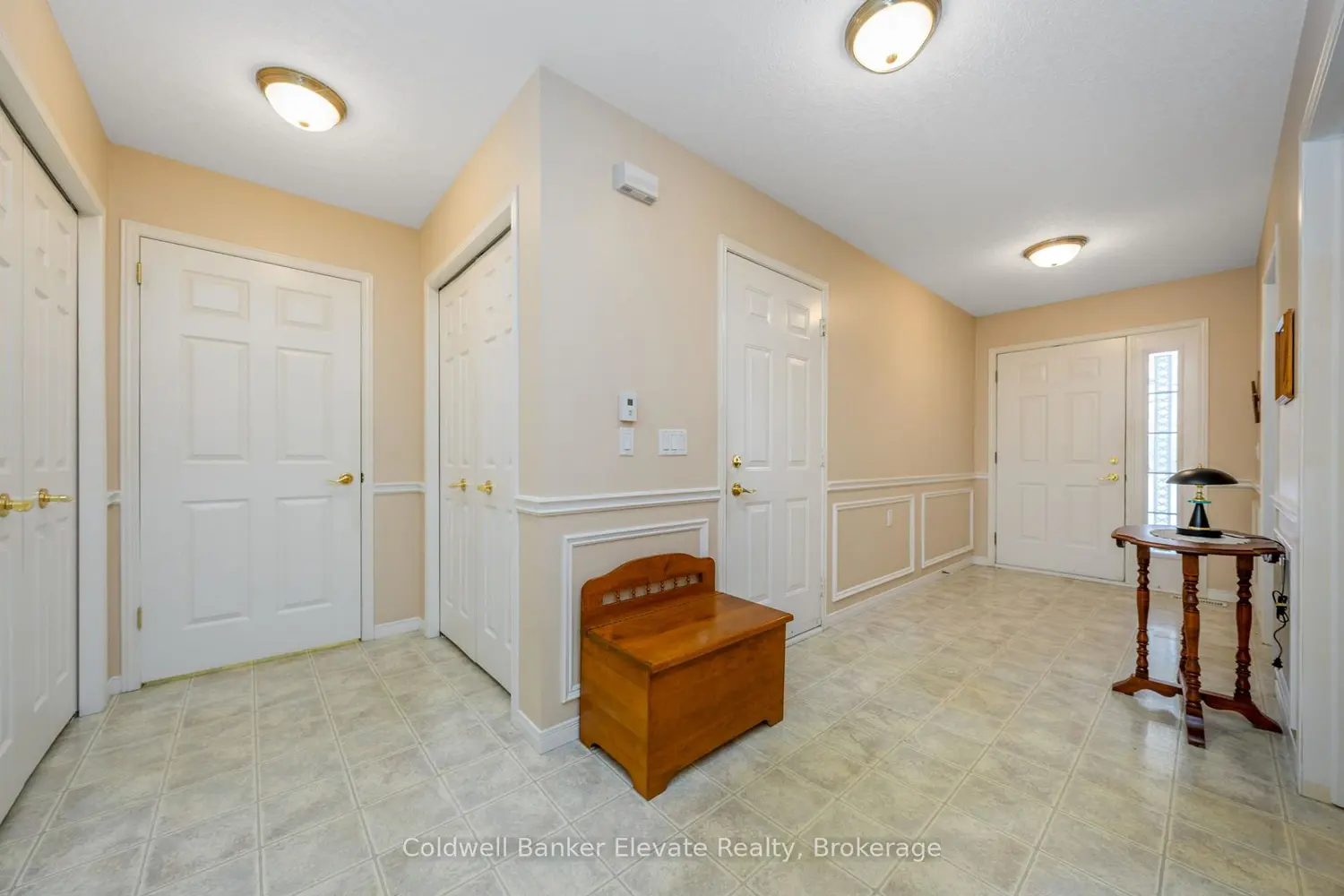 2705 Kingsway Drive 10 photo 4