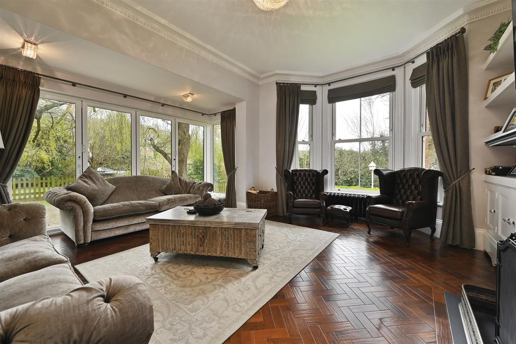 5 bed detached house for saleOld Roar Road, St. Leonards-On-Sea TN37 photo 5