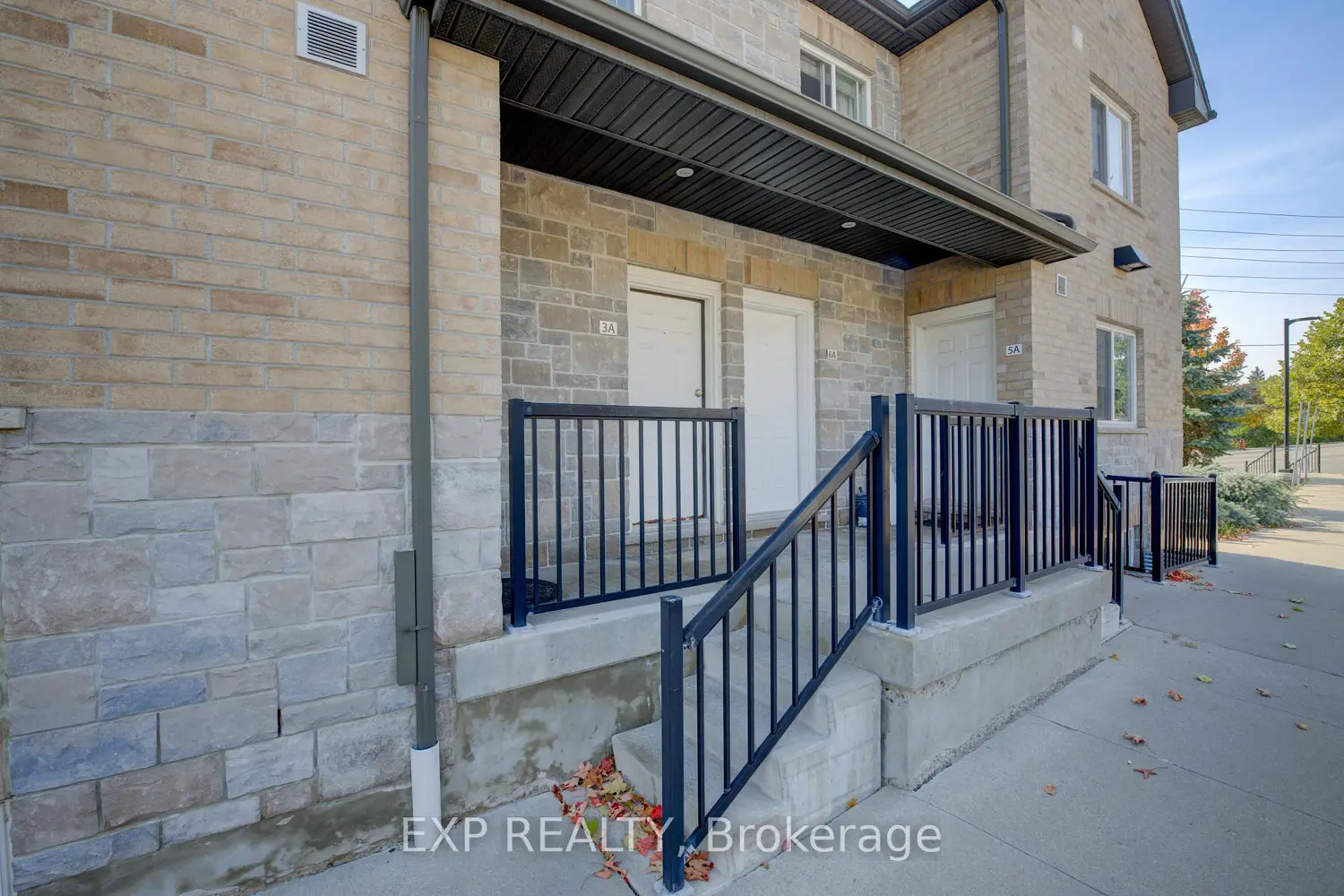 185 Windale Crescent 6A photo 2