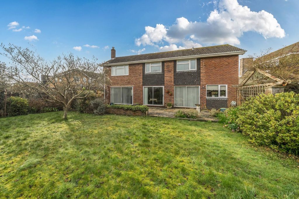 Additional image 19 of 4 bed property for saleSt. Aubins Park, Hayling Island PO11